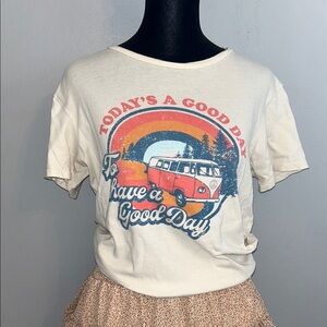 🌼3/$12 Altar’d State Graphic T-shirt